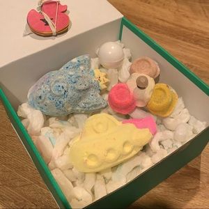 *RARE* Lush BathBomb Box Set